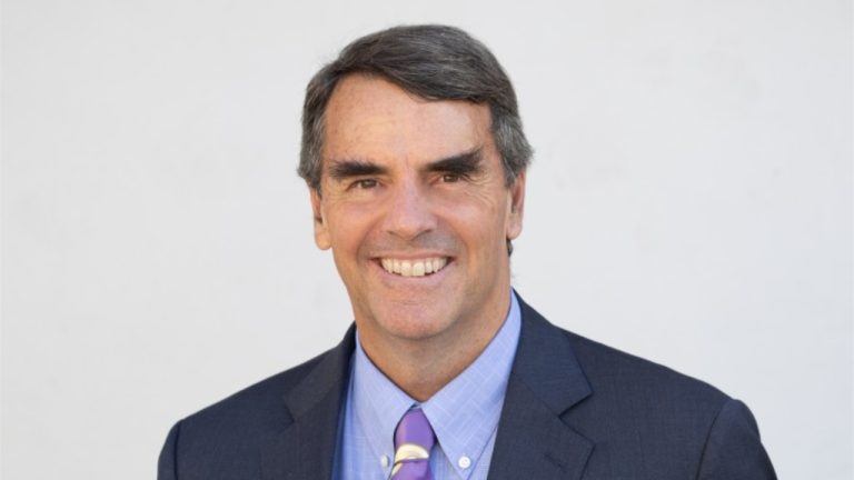 Bitcoin Investor Tim Draper Expands Hiring Despite AI Job-Loss Concerns