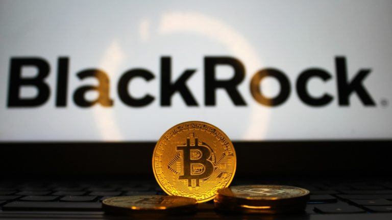 BlackRock Helps Bitcoin ETFs Post $103M Inflow as BTC Surpasses $86,000