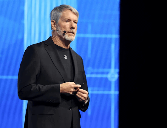 Michael Saylor Declares Bitcoin Bottom In, Forecasts Return to $100,000