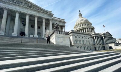 White House Crypto Chief Exits as U.S. Digital-Asset Policy Enters a Transition Period