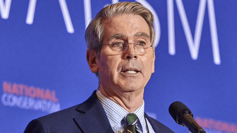 Ripple Swell: Bessent Signals Alternative Path for Stalled CLARITY Act